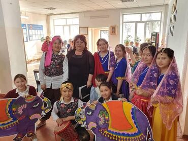 ademi_art, национальные платья, национальная одежда в этностиле бишкек фото: Костюмы на конкурс, размеры разные ( с 5 по 11 класс) подробнее в
