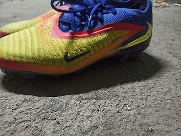 конный клуб: Футбольные бутсы Nike для натурального газона оригинал с бишкека - — 2