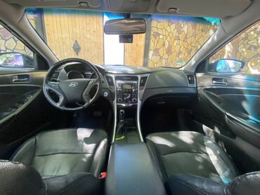 Hyundai: Hyundai Sonata: 2 l | 2012 il Sedan — 11