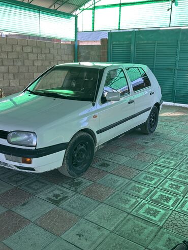 Volkswagen: Volkswagen Golf: 1997 г., 1.8 л, Механика, Бензин