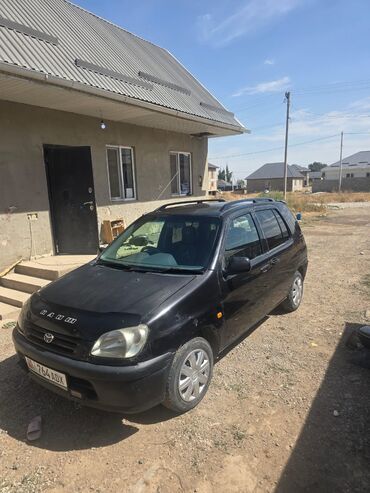 передвижной дом: Toyota Raum: 1999 г., 1.5 л, Автомат, Бензин, Хэтчбэк