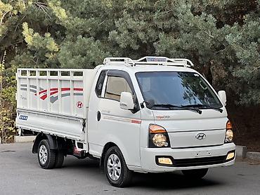 балонный ключ: Hyundai Porter: 2019 г., 2.5 л, Автомат, Дизель, Пикап — 1