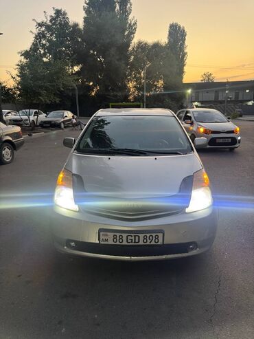 работа в оше продавец: Toyota Prius: 2005 г., 1.5 л, Автомат, Бензин, Седан