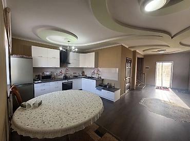 аренда ком: Сдаю в аренду просторный дом на берегу озера Иссыкуль. - Кухня — 2