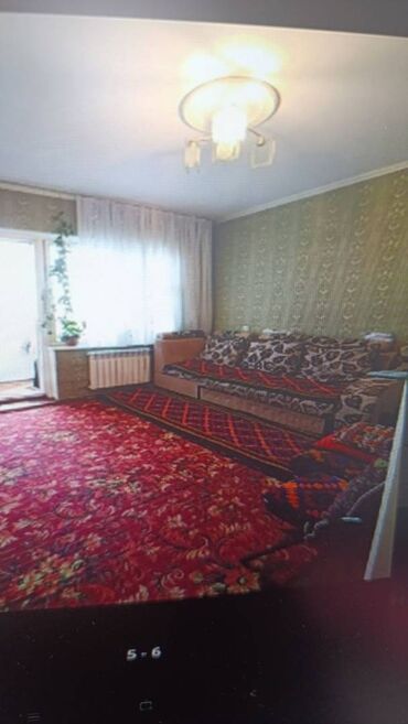 дом село раздольное: 3 бөлмө, 60 кв. м, 105-серия, 5 кабат, Эски ремонт