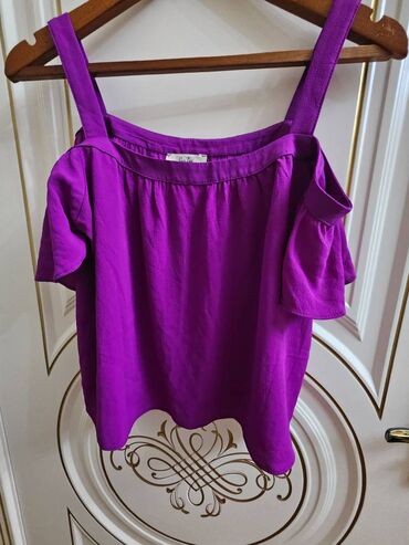 Köynək və bluzalar: Herbiri 5 AZN, YENIDIR -da lalafo.az — 1 Köynək və bluzalar: Herbiri 5 AZN, YENIDIR — 1