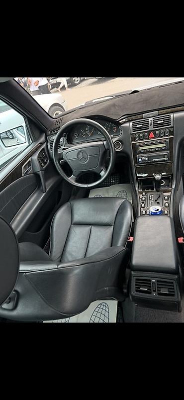 Продажа авто: Mercedes-Benz E-Class: 1998 г., 4.3 л, Автомат, Бензин, Седан — 3