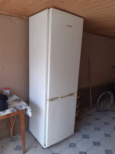 Separatorlar: İşlənmiş 1 qapılı Snaige Soyuducu Satılır, rəng - Ağ, Təkərli