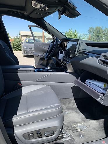 продаю lexus: Lexus RX: 2026 г., 2 л, Бензин, Кроссовер — 7