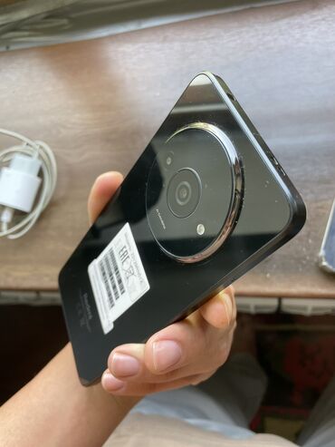 шашылыш турдо сатылат акча керек: Redmi, Redmi A3, Колдонулган, 64 ГБ, 1 SIM, 2 SIM