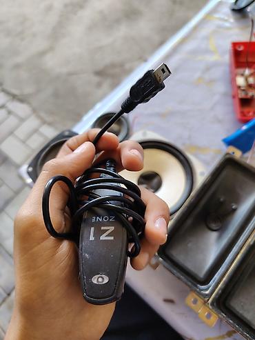 bluetooth kalonka qiymetleri: İşlənmiş Kolonka, Növ - Akustik, rəng - Qırmızı — 2