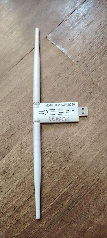 mi repeater: USB Wi‑Fi Repeater (Model: U8) — 3