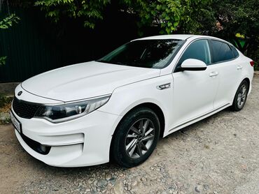 срочно в связи с переездом: Kia K5: 2017 г., 2 л, Автомат, Газ, Седан
