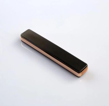 Зажигалки: Электрическая USB-зажигалка с тонким корпусом и глянцевой вставкой — 5