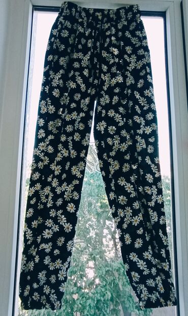 штаны для девочек: Джинсы и брюки, цвет - Черный, Б/у