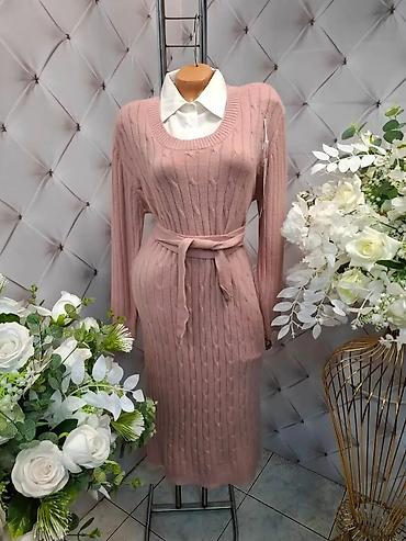 Haljine: Pleteni ženski komplet-haljina - Model: pripijena pletena haljina do — 4