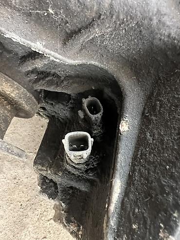 mers 220: Nissan Navara Partfinder 2007 год Раздаточная коробка (раздатка) 4x4 — 4