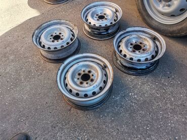 Auto delovi: Felne celicne Lada 7 Riva 13" br. 1-4. Polovne, ocuvane. Skinute sa — 4