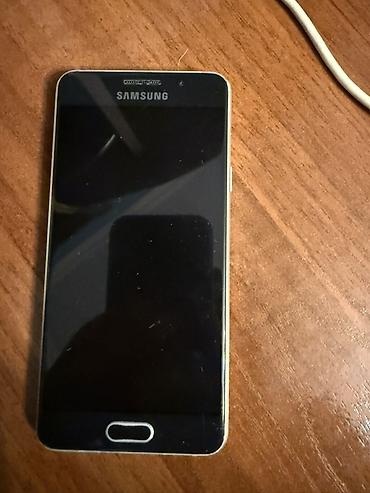 telefon a 32: Samsung Galaxy A3 2016, 16 GB, rəng - Qızılı, Qırıq — 1