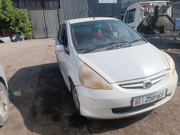 Honda: Honda Fit: 2003 г., 1.3 л, Вариатор, Бензин, Хэтчбэк