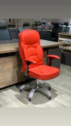 Ofis və oyun kresloları: Yeni, Təkərli, Qolları tənzimlənir, Dəri -da lalafo.az — 12 Ofis və oyun kresloları: Yeni, Təkərli, Qolları tənzimlənir, Dəri — 12