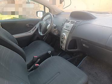 e53 amg: Toyota Yaris: 2007 г., 1.3 л, Робот, Бензин, Хэтчбэк — 3