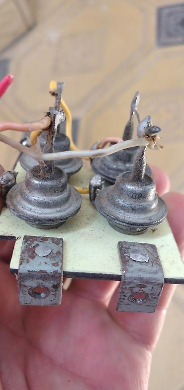 12v 220v dönüştürücü: Məhsul: Köhnə tip dörd dioddan ibarət AC→DC körpü doğrulducu modulu — 1