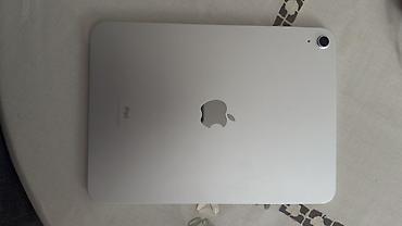 mini tablet: Apple iPad 10-cu nəsil planşet. Şəkillərdə göründüyü kimi cihazın — 3
