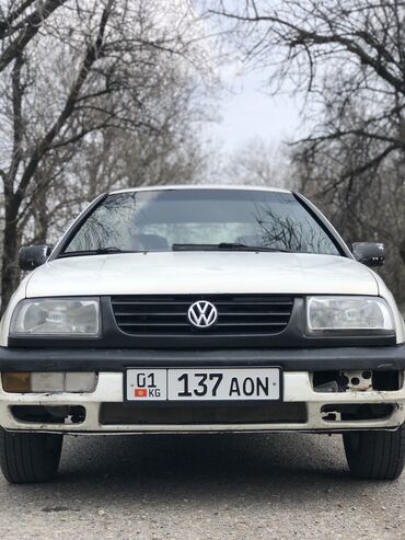 венто фолсфаген: Volkswagen Vento: 1995 г., 1.8 л, Механика, Бензин, Седан