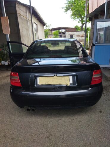 авто ауди: Audi A4: 1999 г., 2.4 л, Автомат, Бензин, Седан