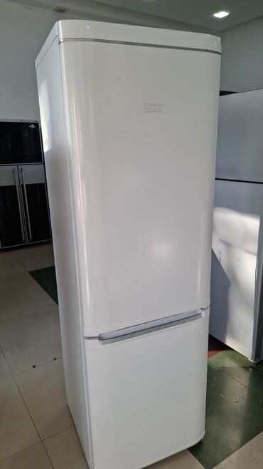 Soyuducular: 2 qapılı Hotpoint Ariston Soyuducu Satılır, rəng - Ağ