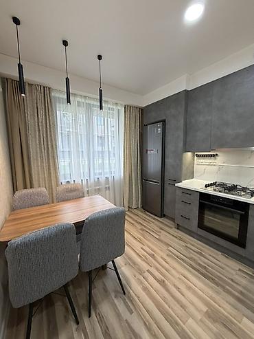 flat osh: 2 комнаты, 81 м², Асанбай мкр Элитка, 1 этаж, Евроремонт — 1