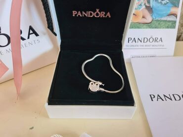 Narukvice: Vel 17.18.19.20
3,700 din na lalafo.rs — 7 Narukvice: Vel 17.18.19.20
3,700 din — 7