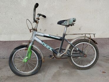 велосипедные покрышки: Продаю б/у надо поставит Камеру и покрышку 
рабочий
Район Кудайберген