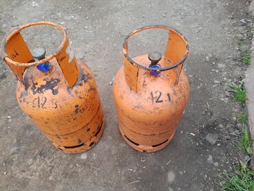 set nozeva sa stalkom: Gas cylinder