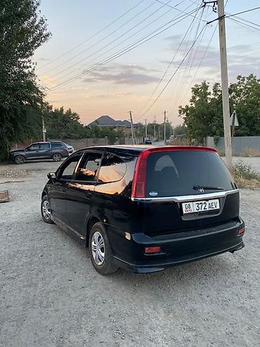 step wgn: Honda Stream: 2002 г., 1.7 л, Автомат, Бензин, Минивэн — 3