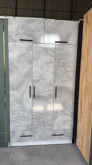 Стулья для зала: Стул для зала, Новый, Дерево — 32