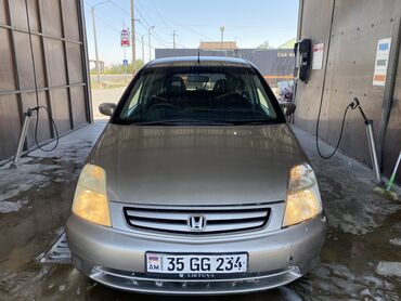 tayota runx: Honda Stream: 2001 г., 2 л, Автоматические, Бензин, Минивэн