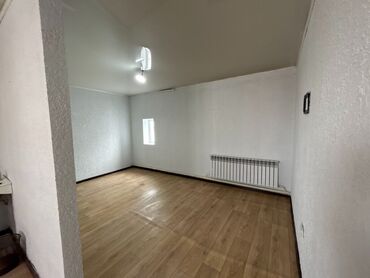 аренда кошар: 30 м², 1 комната, Парковка, Забор, огорожен