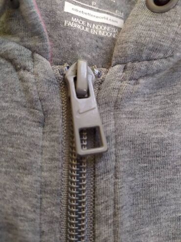 Dukserice: Nike ženski duks sa kapuljačom vel. S Presladak funkcionalan — 10