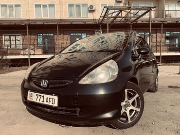 машина ош фит: Honda Fit: 2003 г., 1.5 л, Вариатор, Бензин, Хетчбек