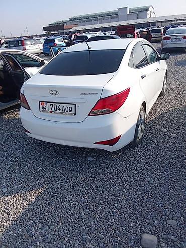 салон ваз 2114: Hyundai Solaris: 2015 г., 1.4 л, Механика, Бензин, Седан — 3