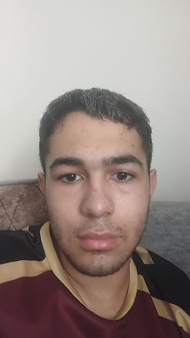 afsıant: Ofisiant, Kişi, 17 yaş, 1 ildən az təcrübə — 2