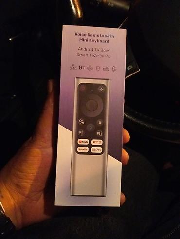 ıpad mini 6: 2.4G mini klaviatura və air mouse pult Xüsusiyyətlər: - 2.4GHz RF — 5