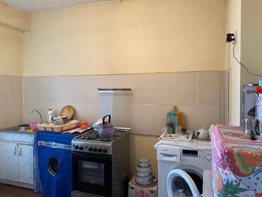 Köhnə tikili: Bakı, Bakıxanov qəs., 3 otaqlı, Köhnə tikili, 75 kv. m — 3