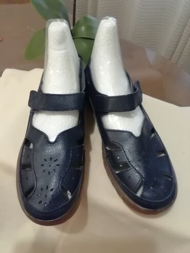 srebrne mindjuse beograd: Sandals, 39