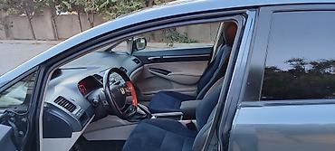 Honda: Honda Civic: 1.3 l | 2007 il Sedan — 8