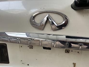 Крышки багажника и комплектующие: Крышка багажника Infiniti, 2010 г., Б/у, Оригинал — 11