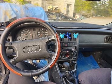 Audi: Audi 80: 1993 г., 2.3 л, Механика, Бензин, Седан — 5