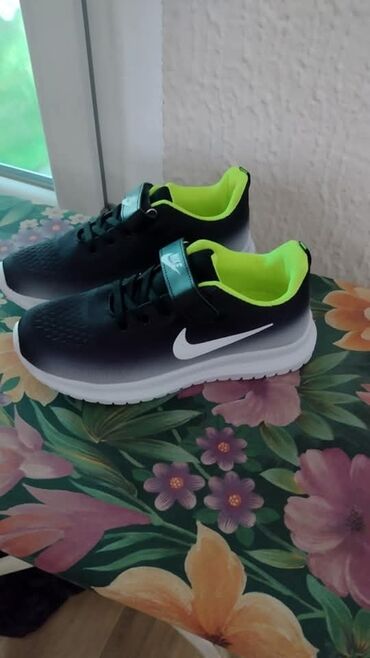 mokasine muške: Nike, Veličina - 34 na lalafo.rs mokasine muške: Nike, Veličina - 34